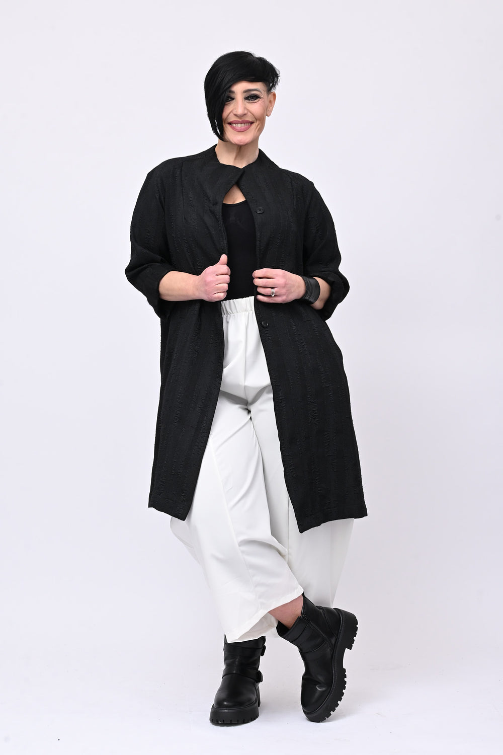 Cappotto senza collo elaborato - Nero