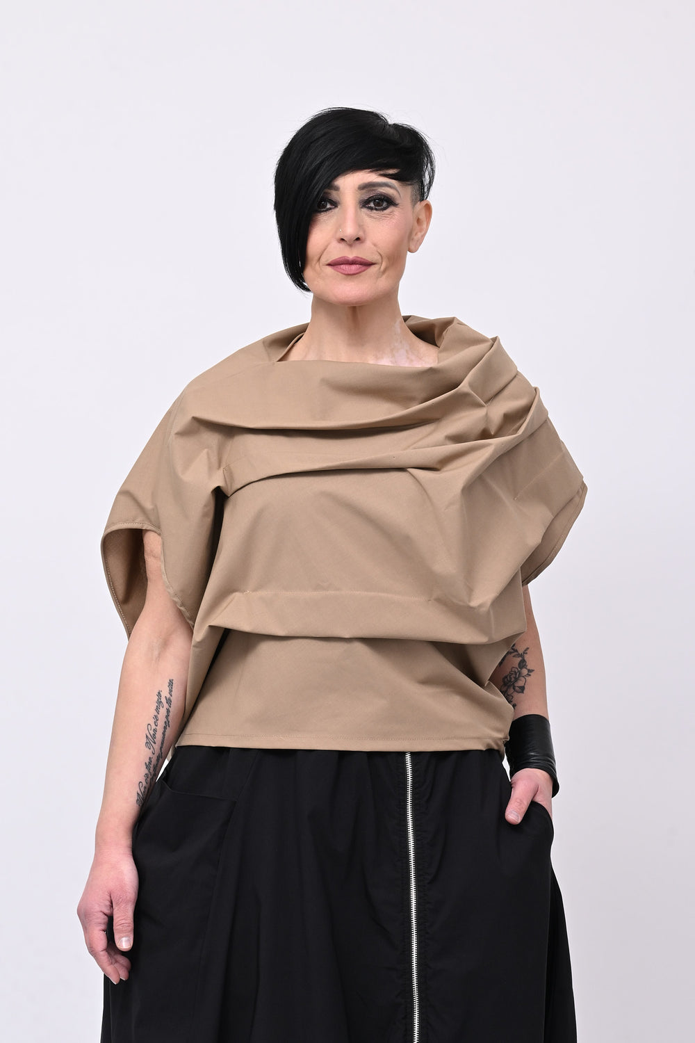 Blusa pieghe in twill - Biscotto
