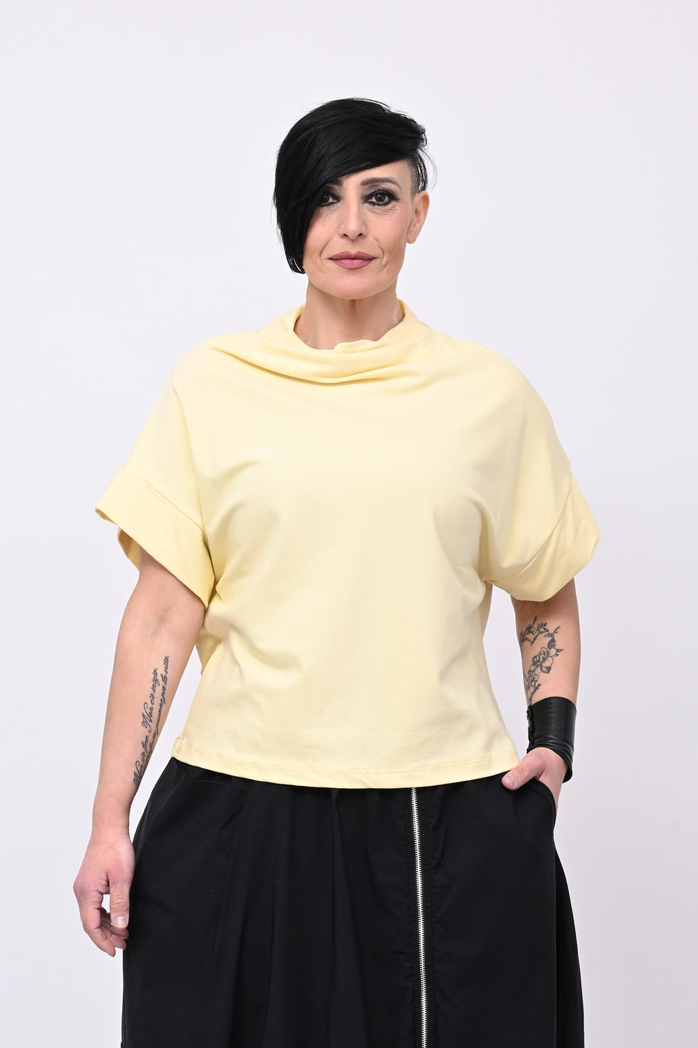 Maglia scollo cratere - Giallo