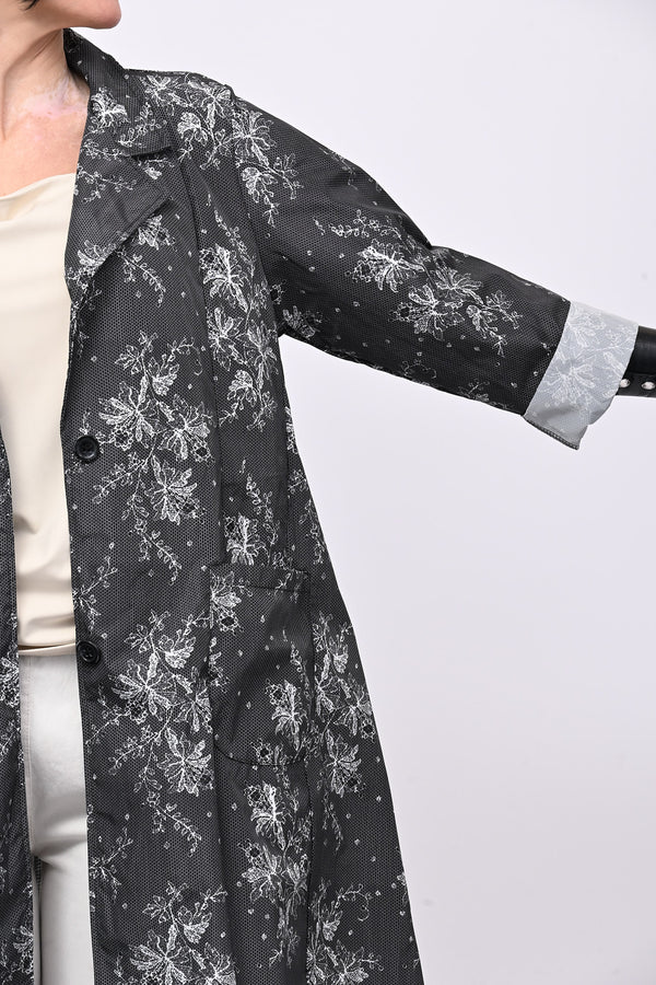 Spolverino incerato fiori - Nero