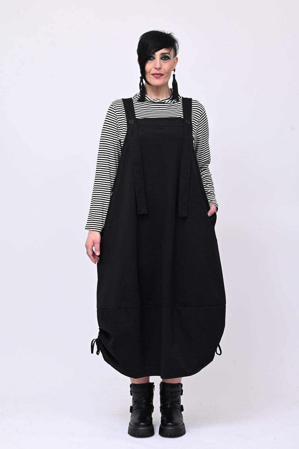 Abito salopette laccio - Nero