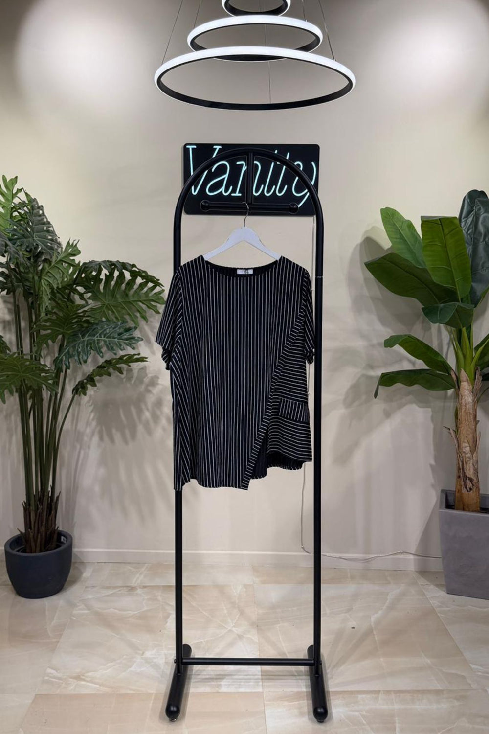 Blusa righe asimmetrica - Nero