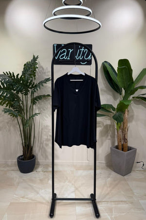 Tshirt over scollo V - Nero
