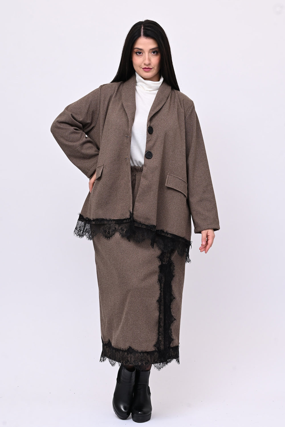 Tailleir piedepull e pizzo - Moro