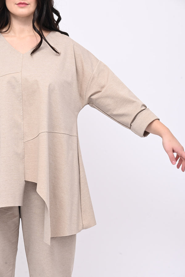 Maglia scollo V tasca - Sabbia