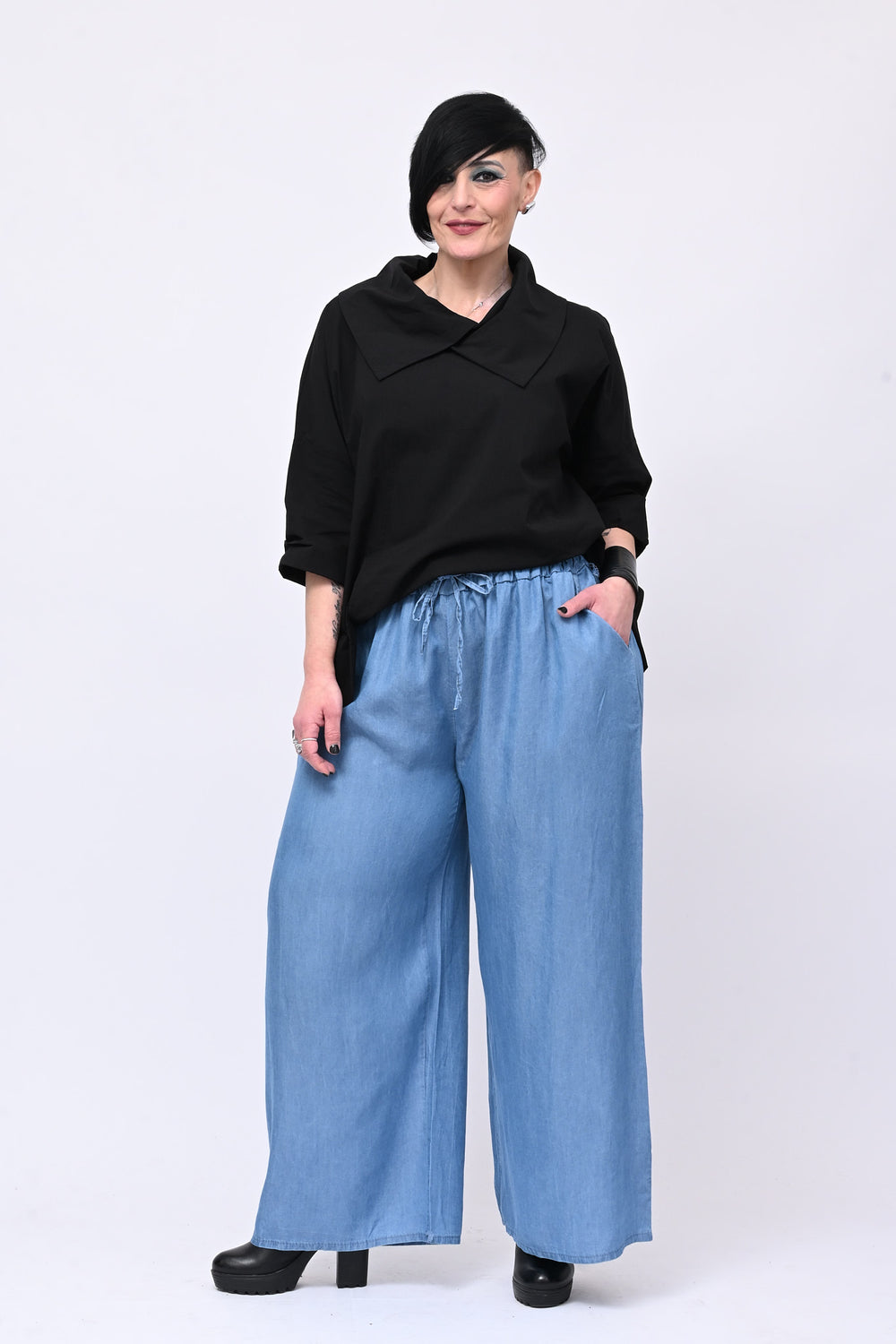 Blusa collone spacchi - Nero