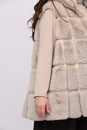 Gilet ecopelliccia cappuccio - Burro