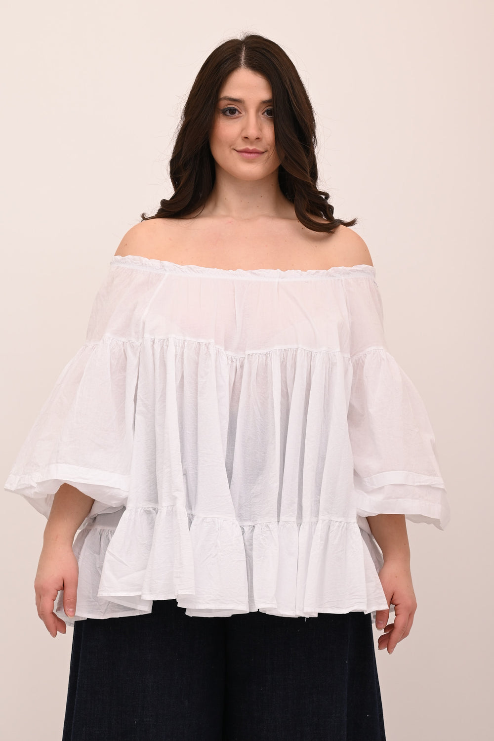 Blouse with ruffles - White