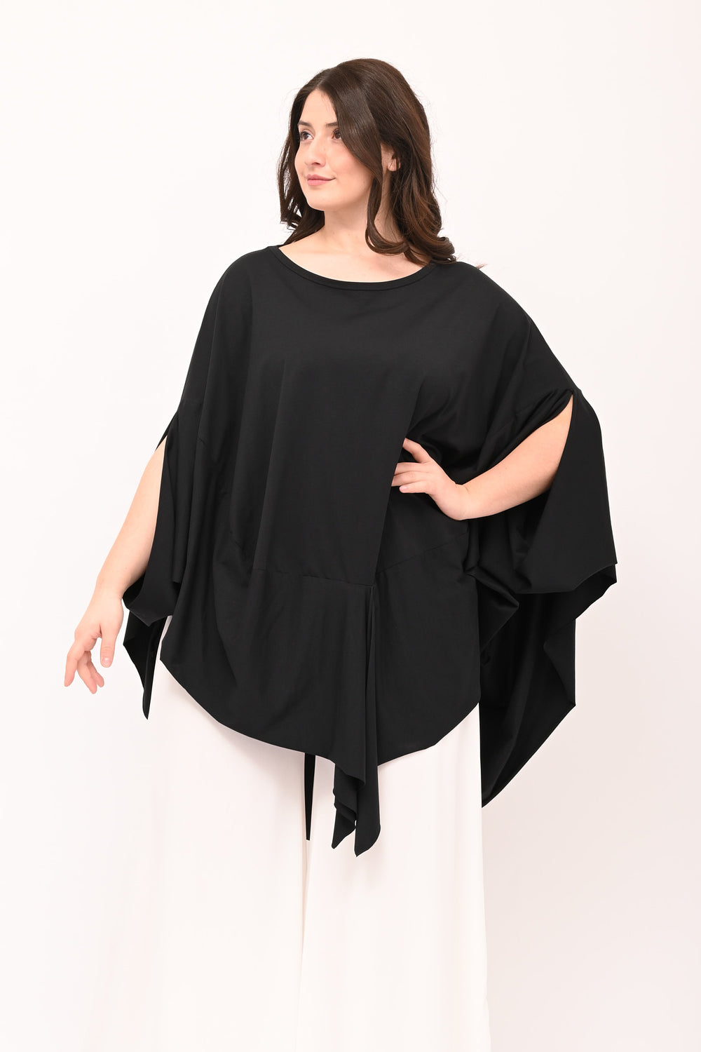 Poncho with Points and Slit - Black