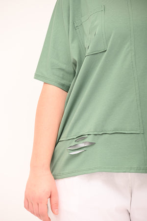 T-shirt over tagli - Verde salvia