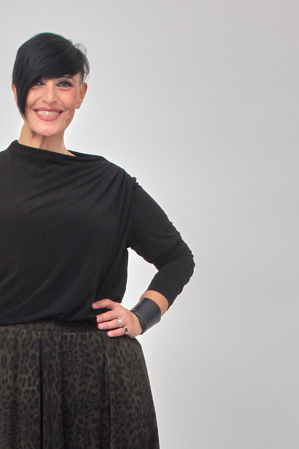 Maglia scollo vulcano - Nero