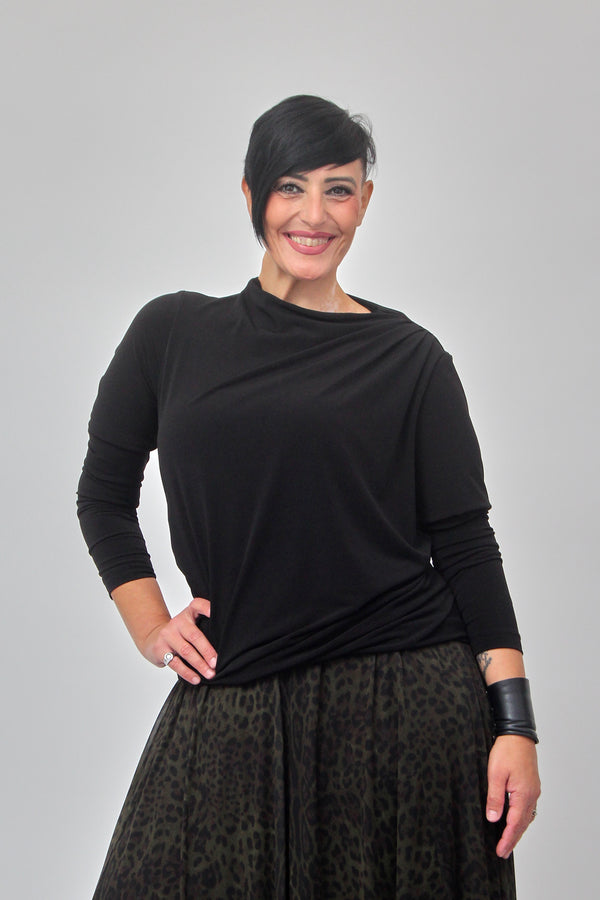 Maglia scollo vulcano - Nero