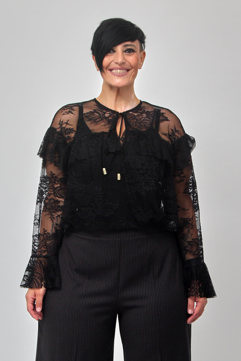 Blusa pizzo rouches - Nero