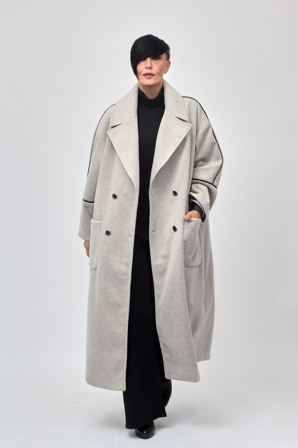 Cappotto doppio petto bordo ecopelle - Gesso