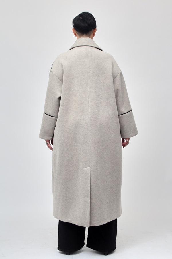 Cappotto doppio petto bordo ecopelle - Gesso