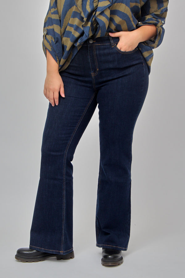 Jeans zampa basico - Blu scuro