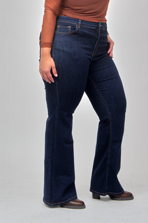 Jeans zampa basico - Blu scuro