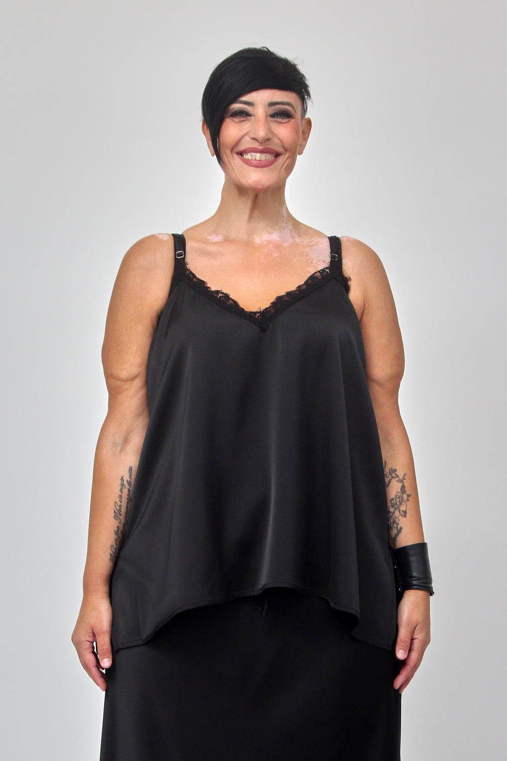 Top raso e pizzo - Nero