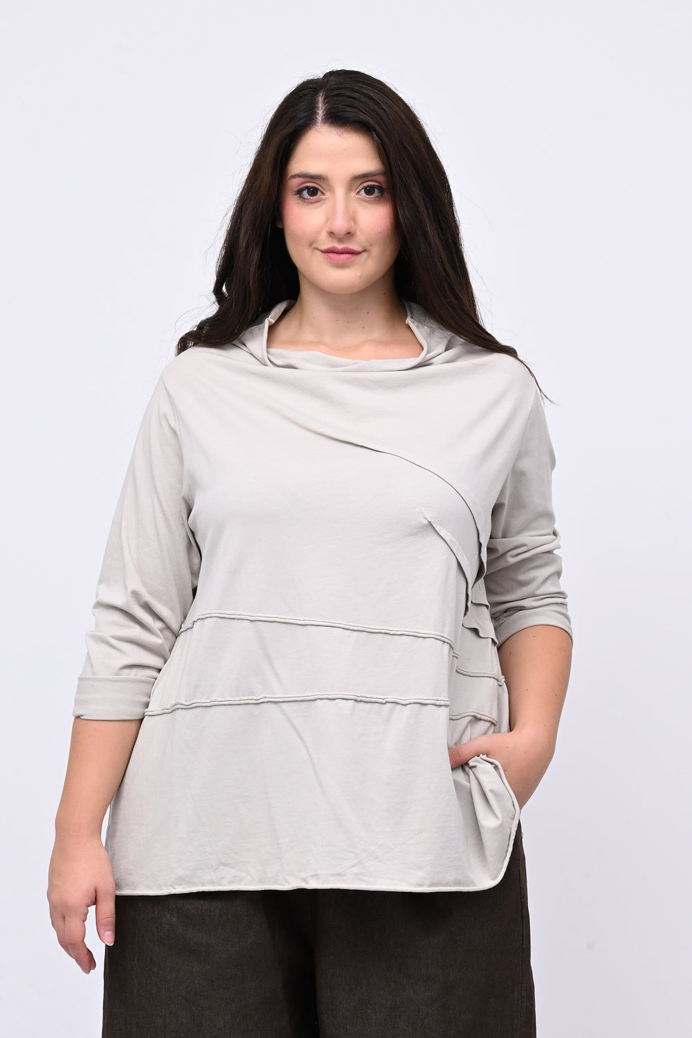 Maglia collo vulcano - Gesso