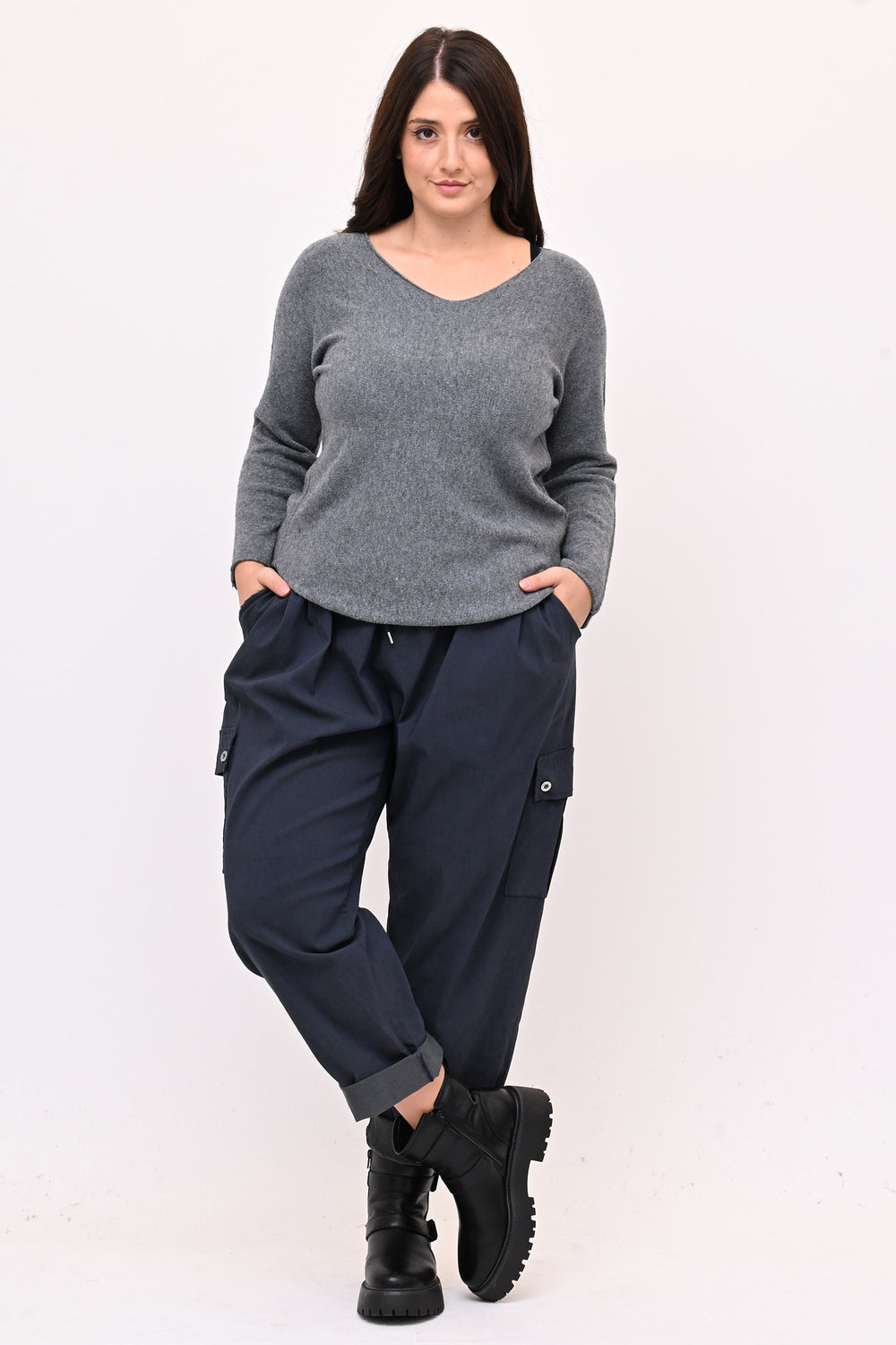 Pull basico V calda viscosa - Grigio