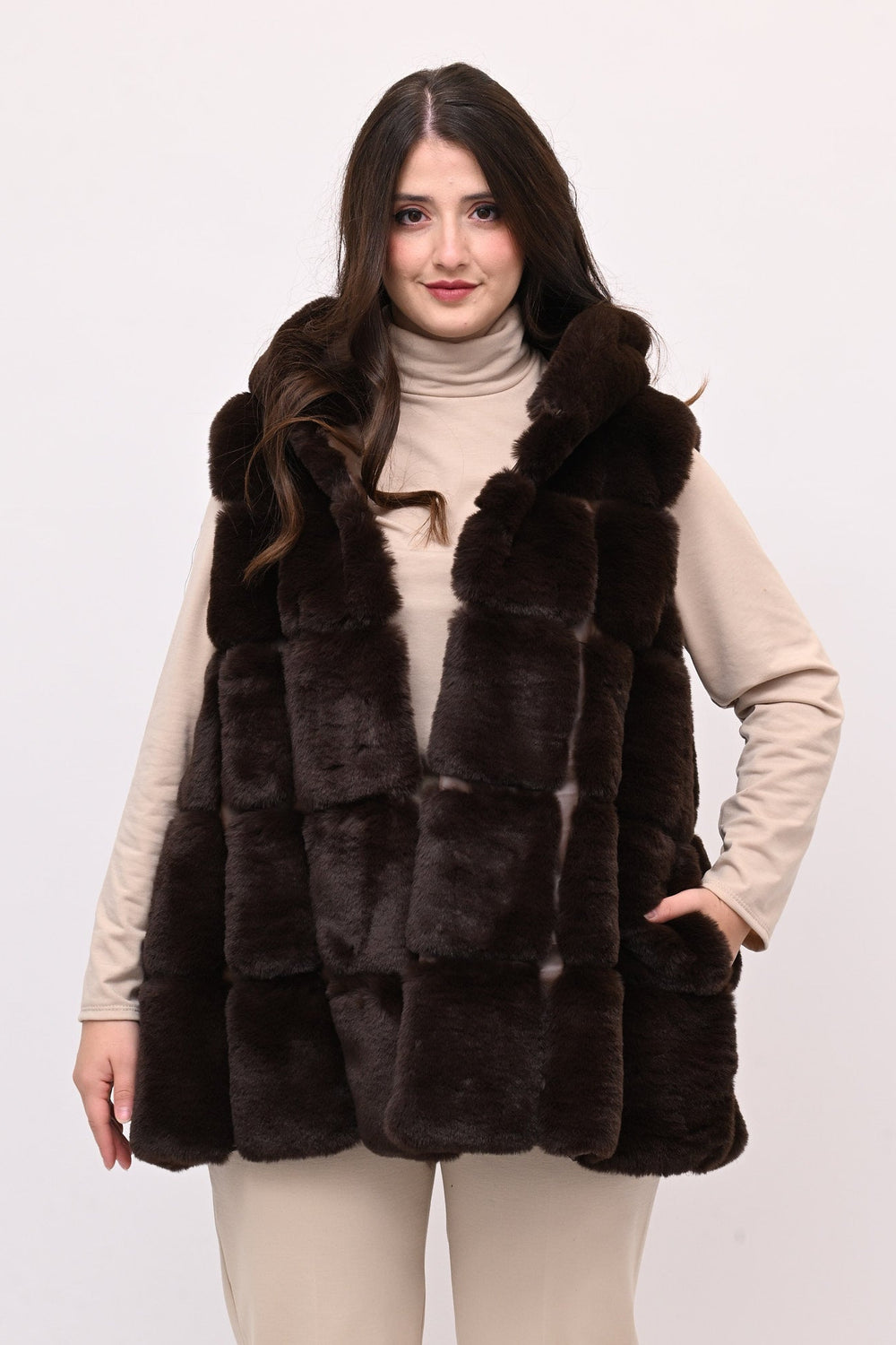 Gilet ecopelliccia cappuccio - Moro