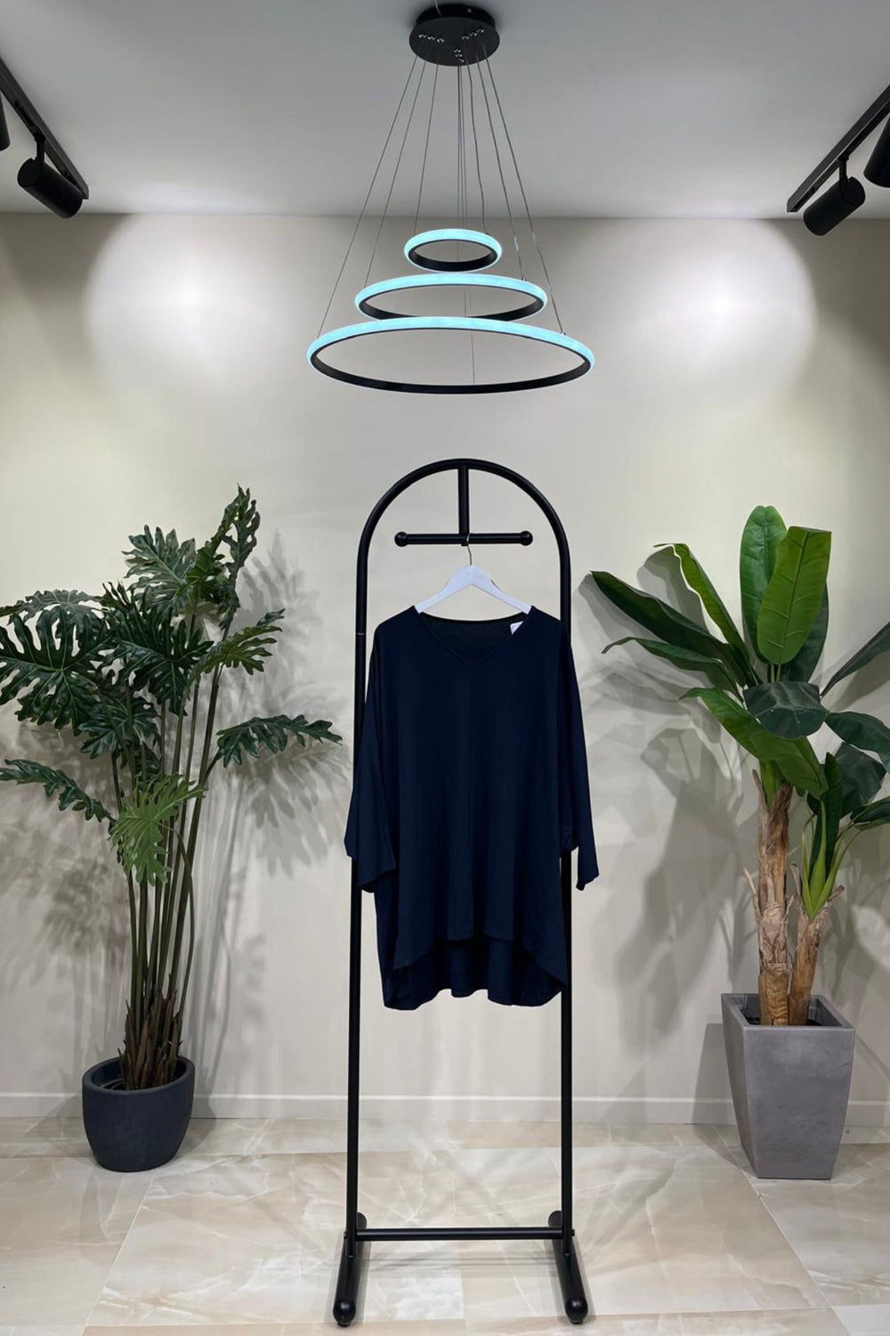 Maglia over scollo V - Blu