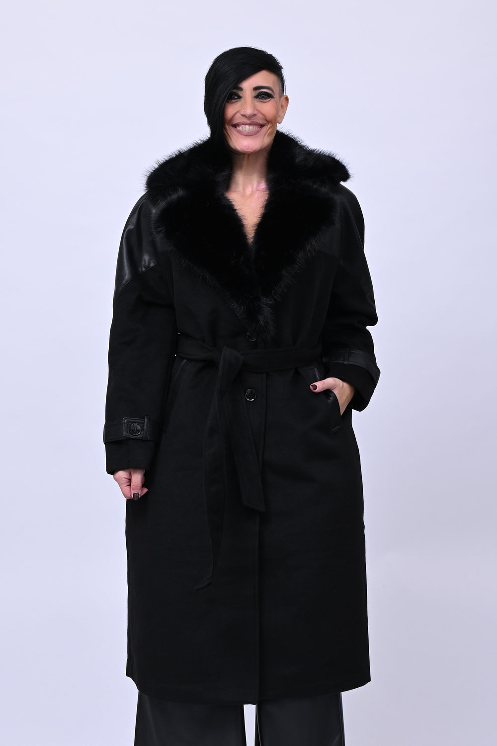 Cappotto pelliccia ed ecopelle - Nero