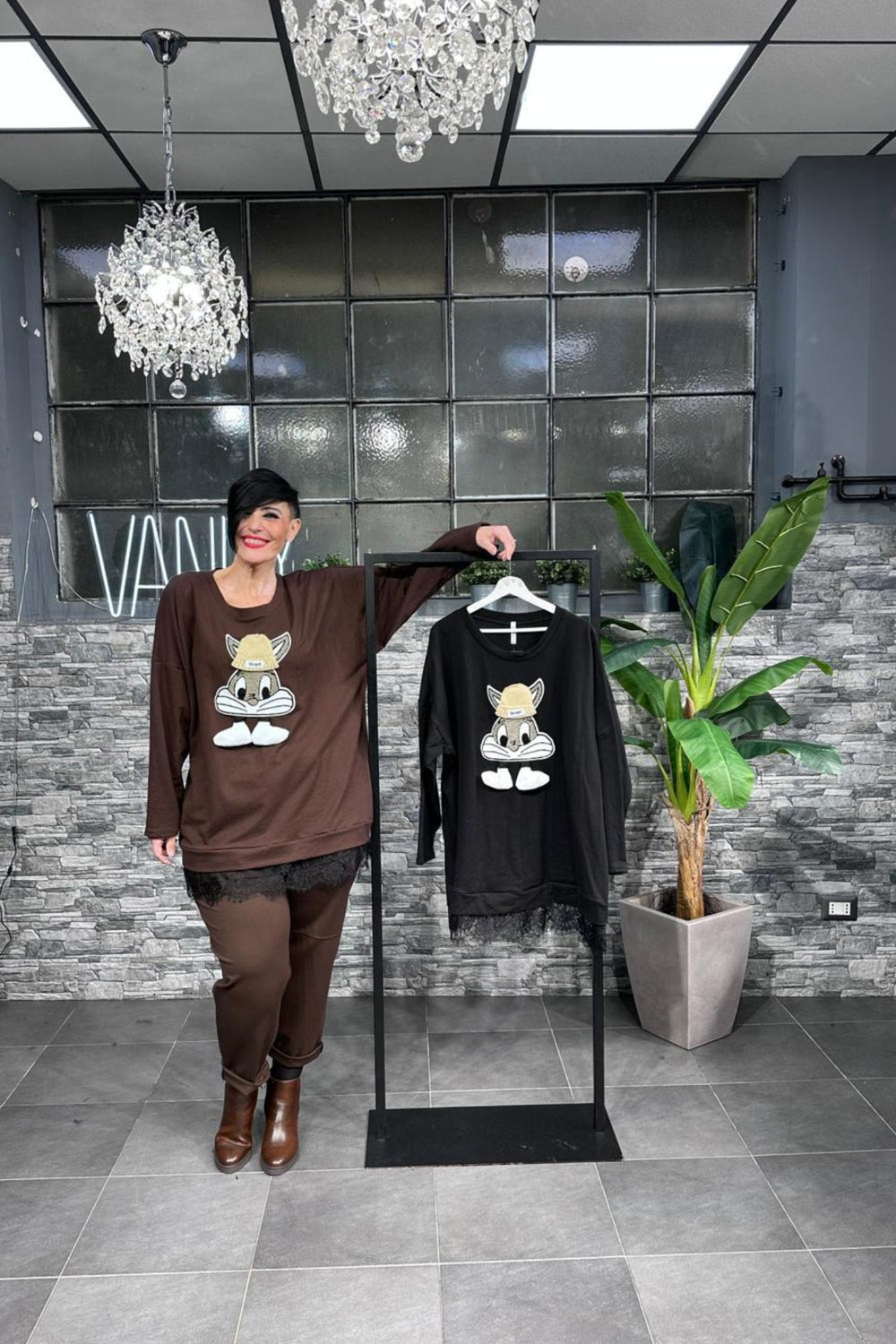 Felpa Bugs Bunny - MORO