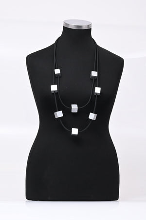 Collana neoprene cubi - Argento