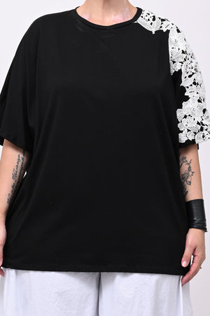 T-shirt over macramè - Nero