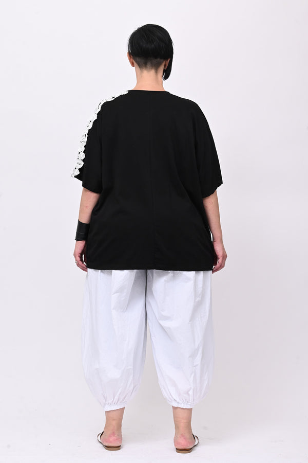 T-shirt over macramè - Nero