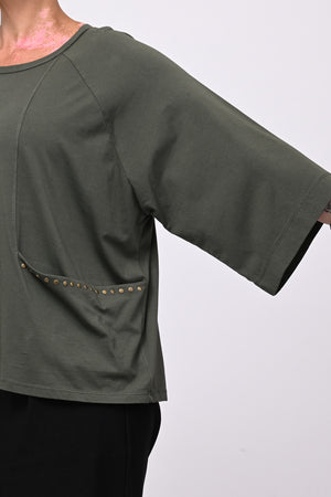 T-shirt tasca e bulloni - Verde militare
