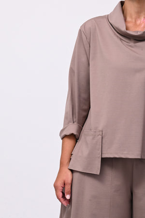 Maglia collo anello taschini - Greige