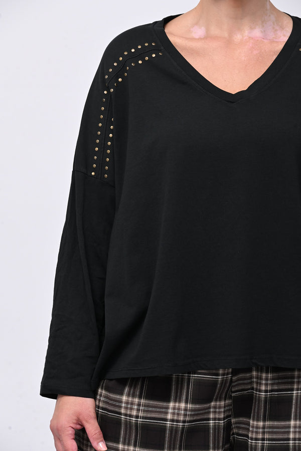 Maglia scollo V borchie - Nero