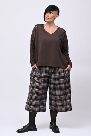Maglia scollo V borchie - Moro