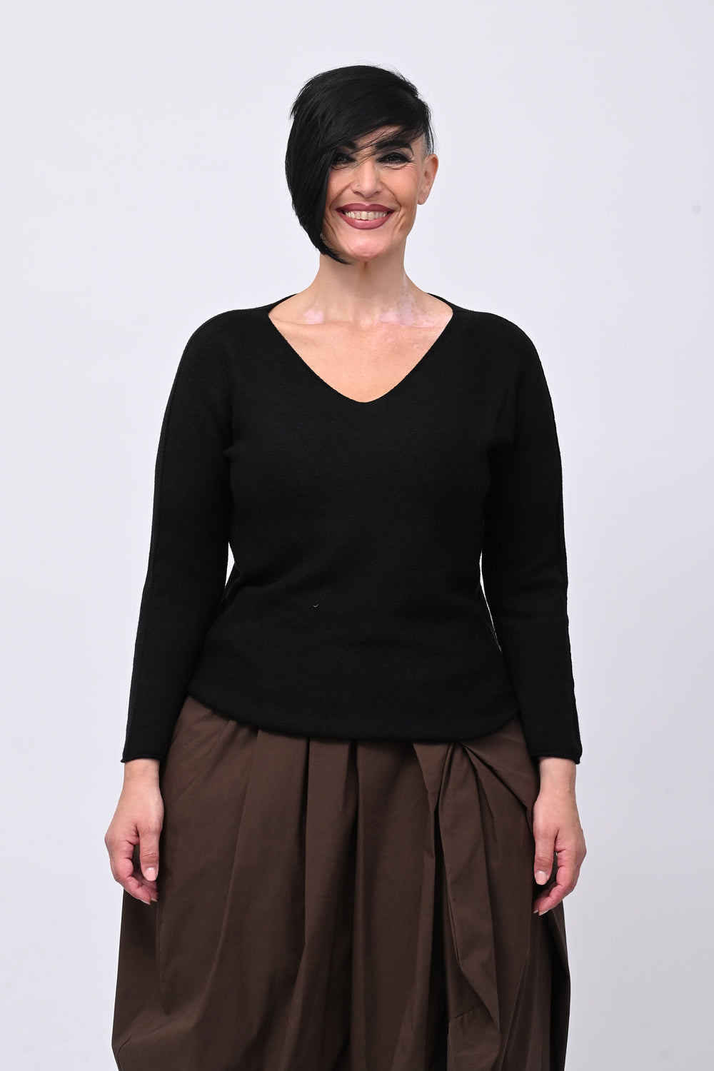Pull basico scollo V - Nero