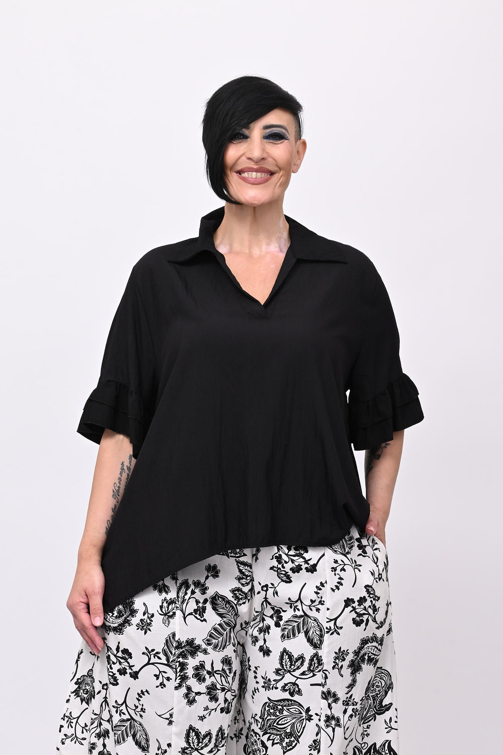 Blusa colletto rouches - Nero