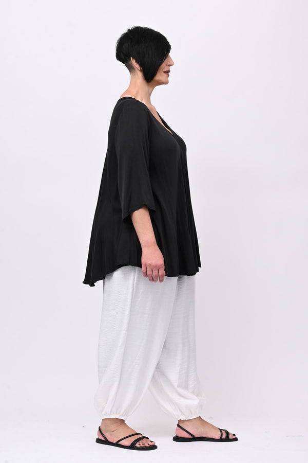 Blusa viscosa svasata - Nero
