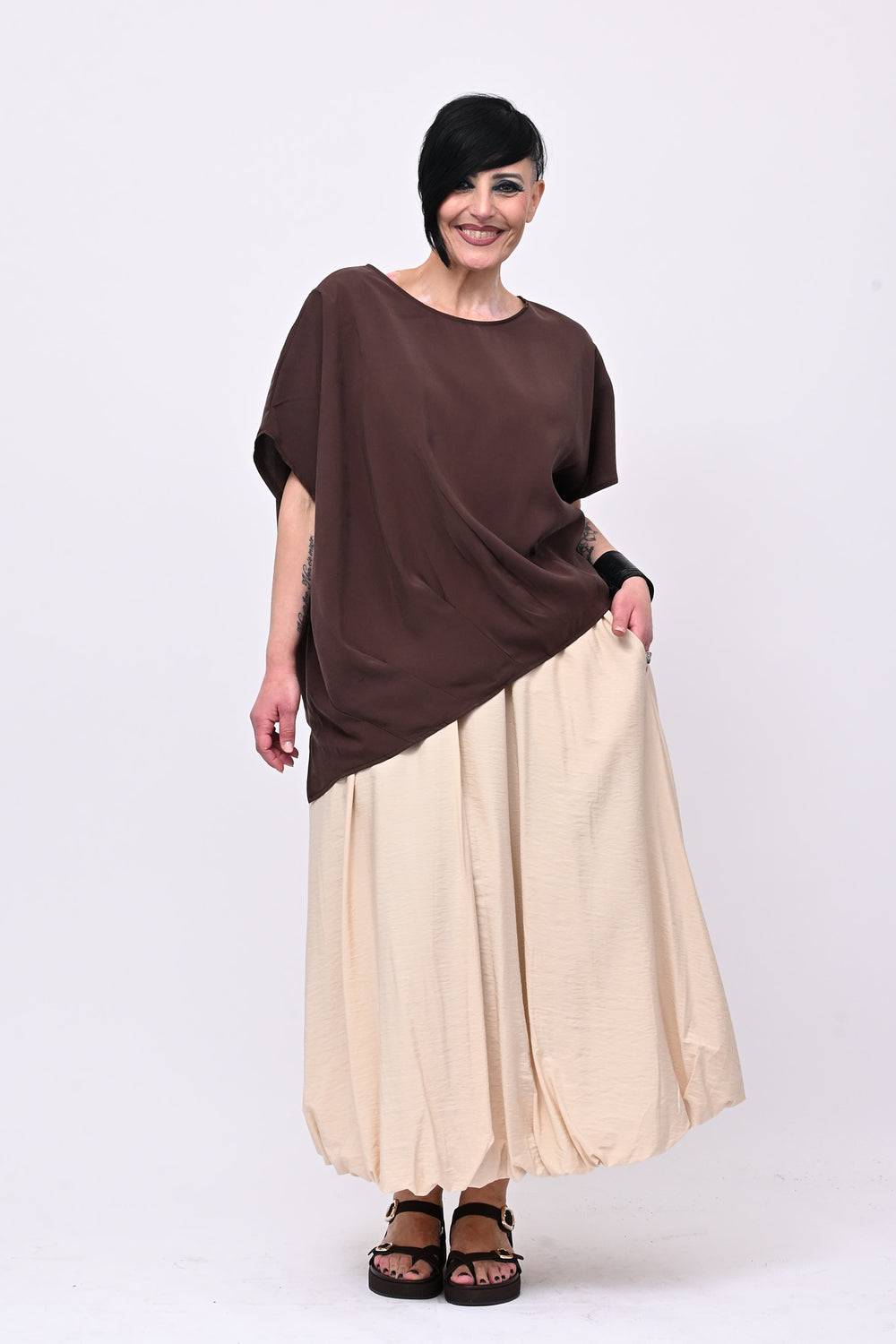 Maglia punta asimmetrica - Moro