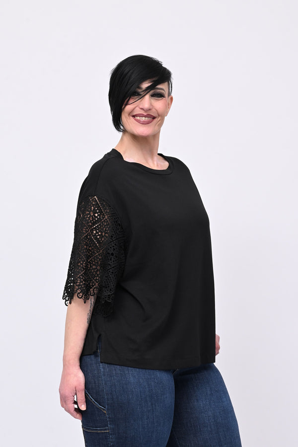 T-shirt manica sangallo - Nero