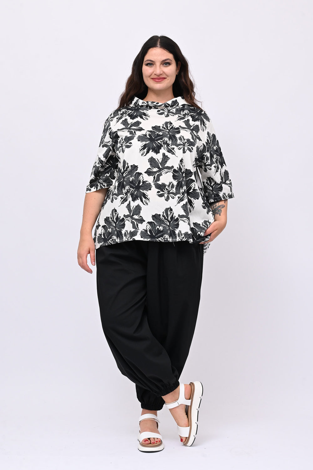 Blusa colletto fiori - Nero