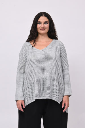Pull traforato scollo V - Grigio chiaro