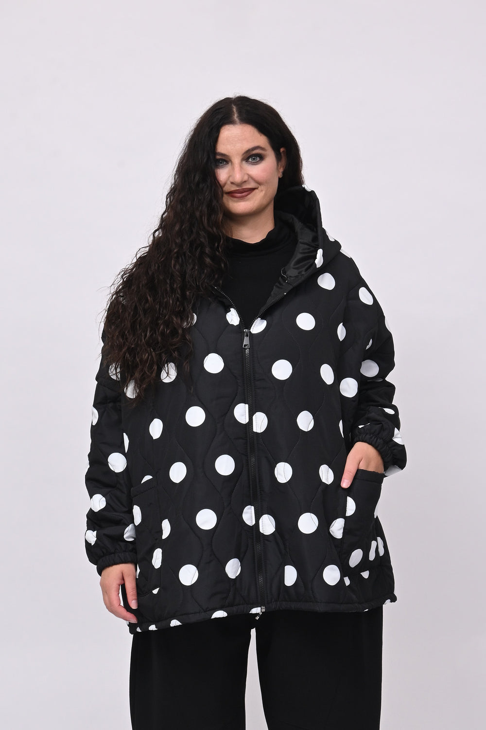 Piumino over pois - Nero