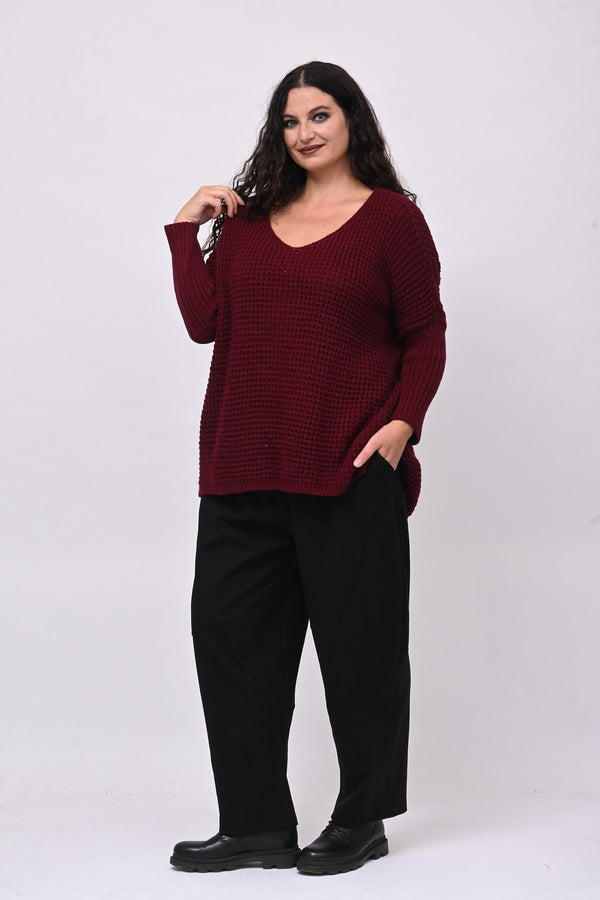 Pull traforato scollo V - Vino