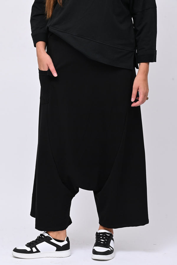 Pantalone garzato cavallo basso - Nero