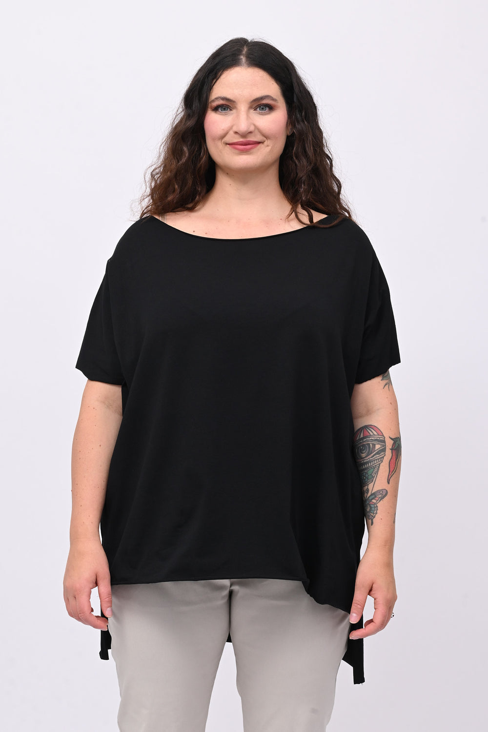 T-shirt over cuciture orlo vivo - Nero