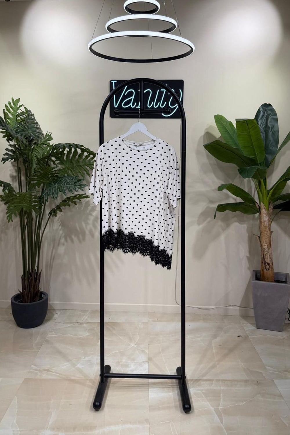 Maglia asimmetrica pizzo - Pois bianco