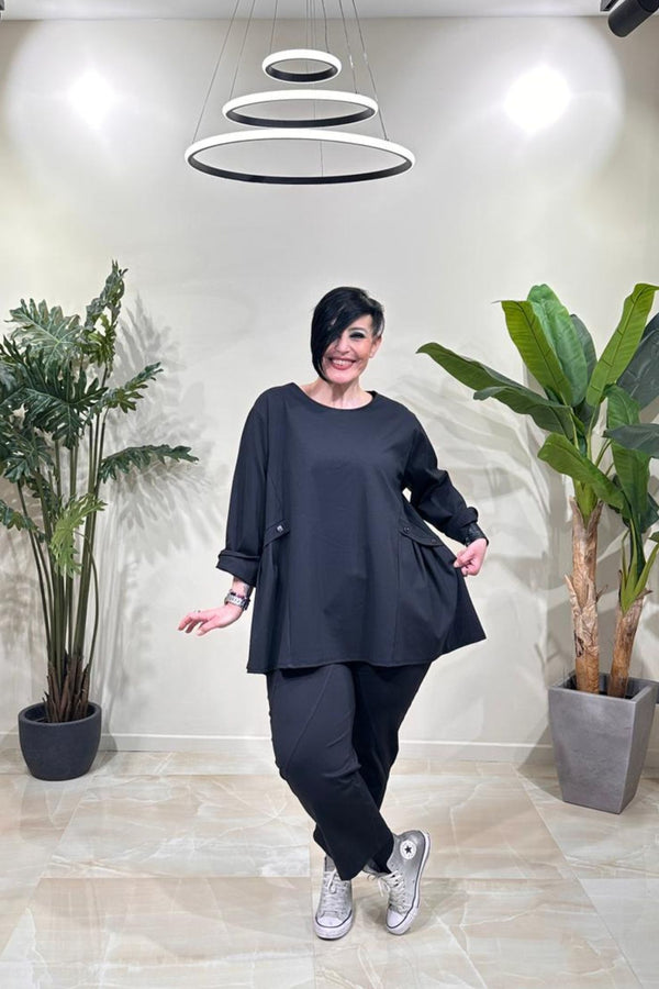 Completo tagli e bottoni - Nero