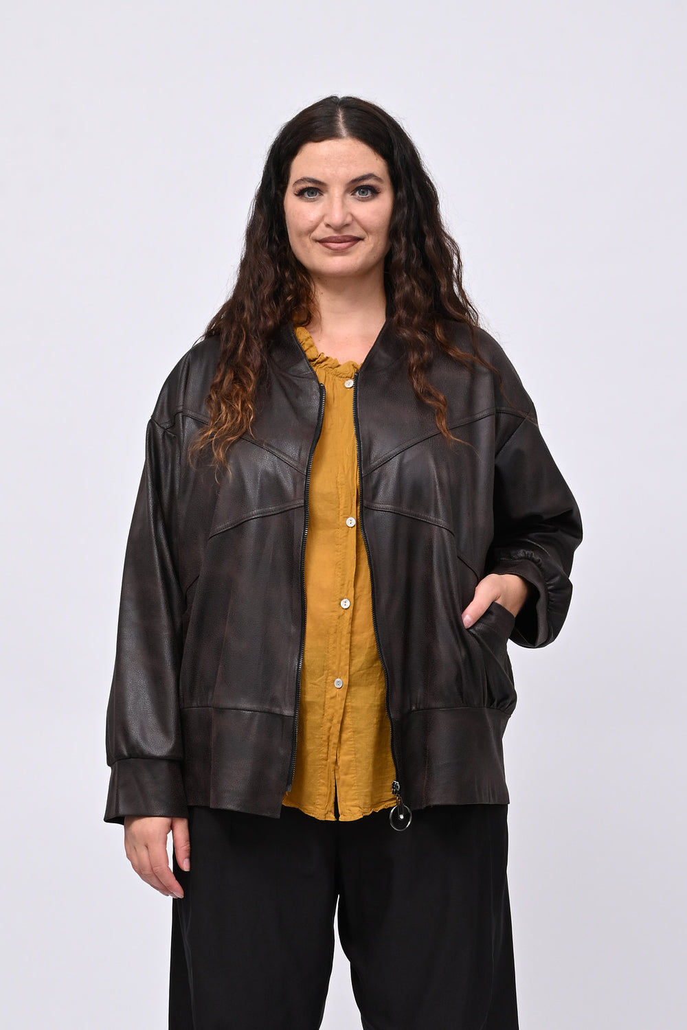 Bomber ecopelle martellata - Moro