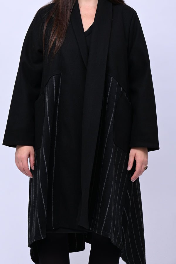 Cappotto svasato gessato - Nero